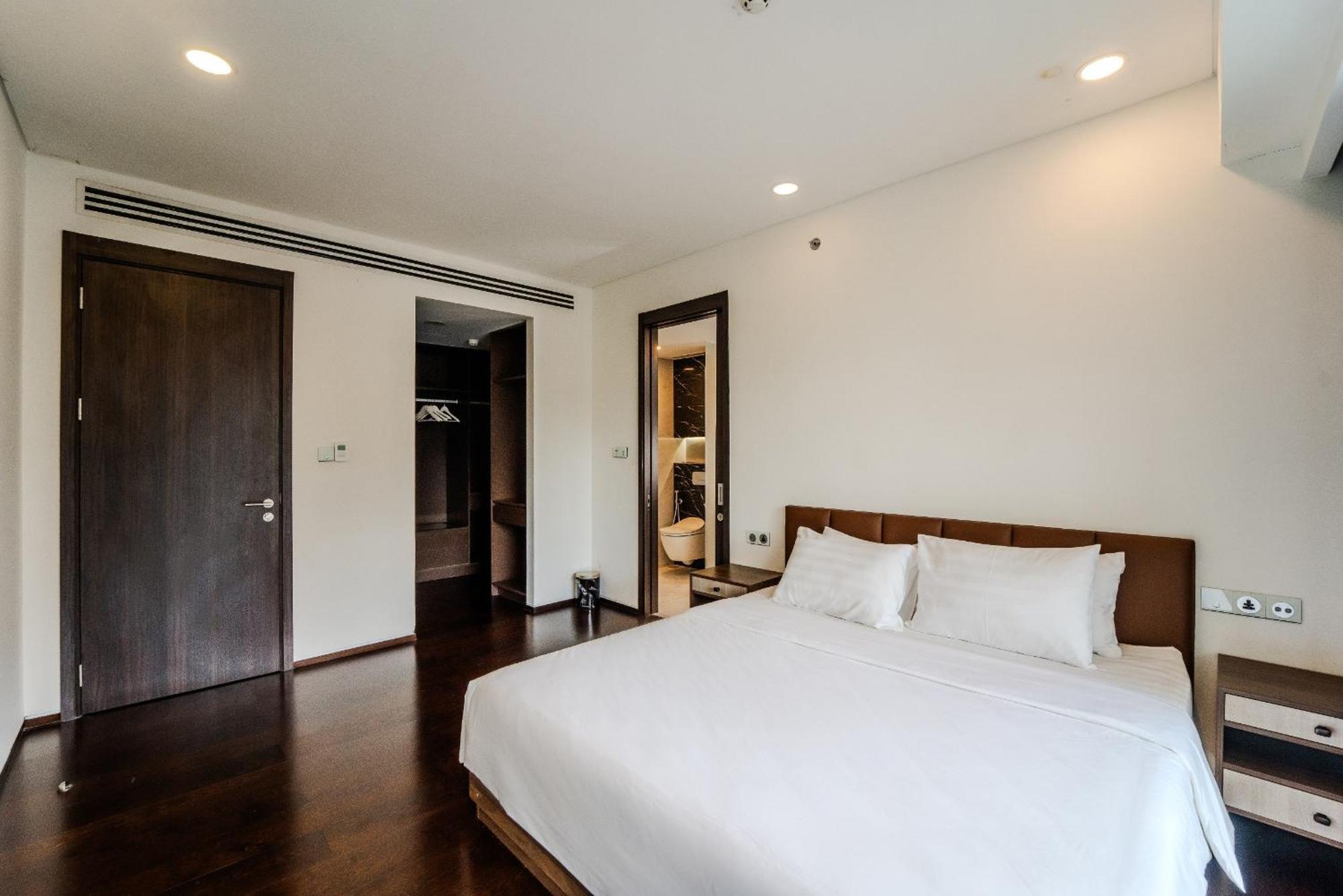 Serenity Saigon Sky Villas - Free One Way Airport Shuttle Ho Chi Minh City Exterior photo