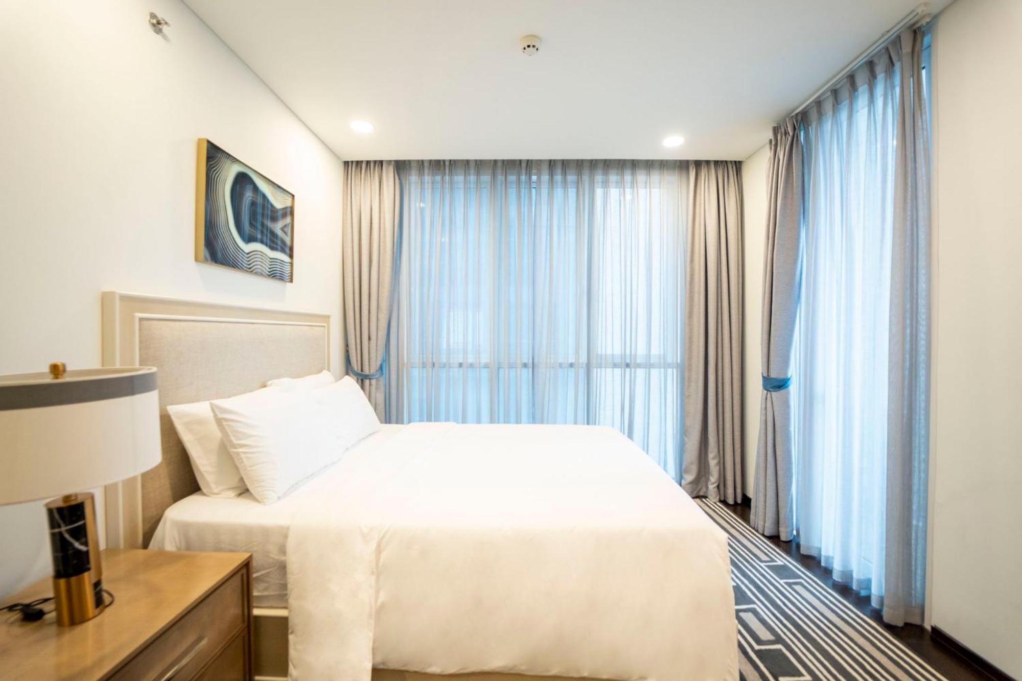 Serenity Saigon Sky Villas - Free One Way Airport Shuttle Ho Chi Minh City Exterior photo